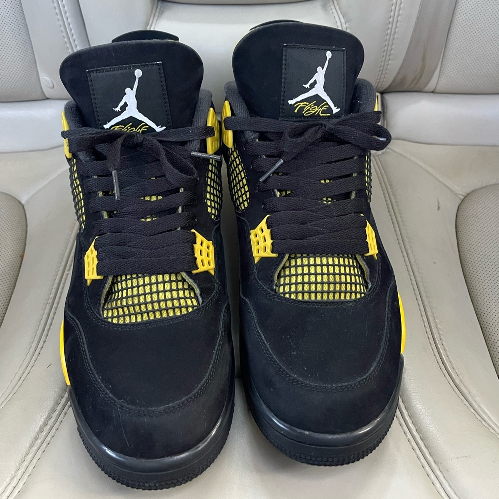 Jordan 4 yellow thunder